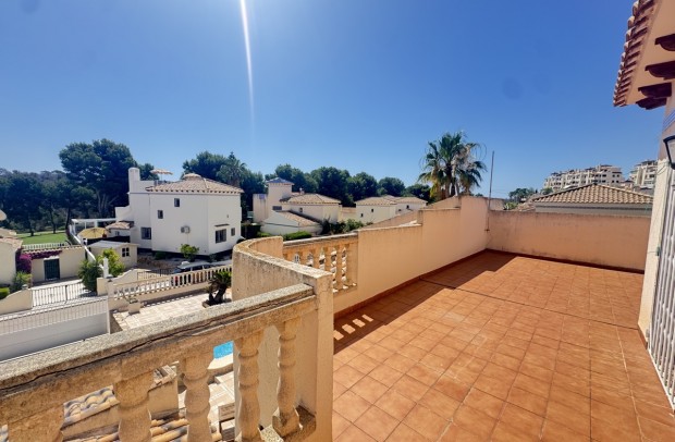 Resale - Villa Detached - Las Ramblas Golf