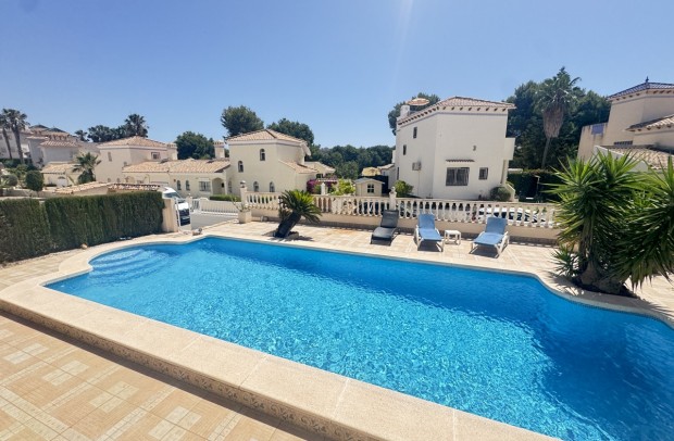 Resale - Villa Detached - Las Ramblas Golf