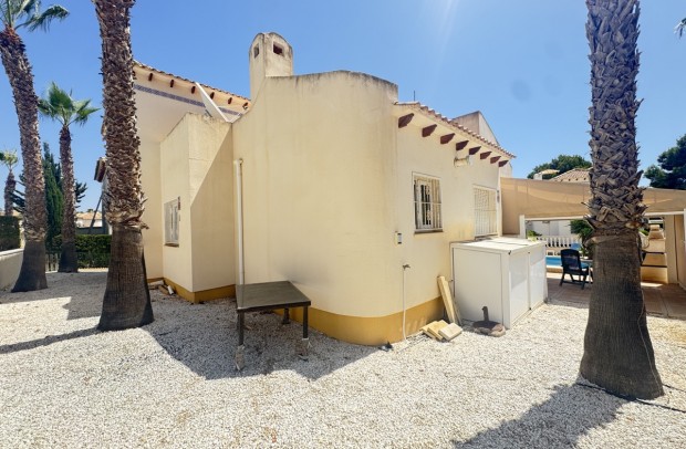 Resale - Villa Detached - Las Ramblas Golf