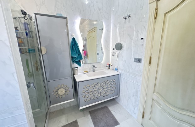 Revente - Villa Detached - Cabo Roig