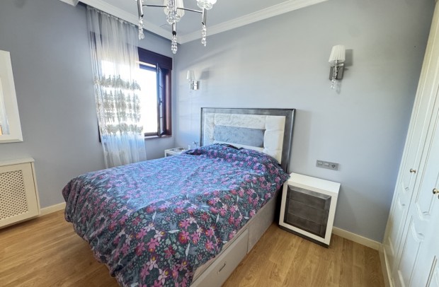 Revente - Villa Detached - Cabo Roig