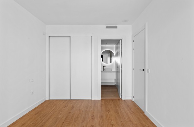 Resale - Apartment - Villamartin - Villamartín