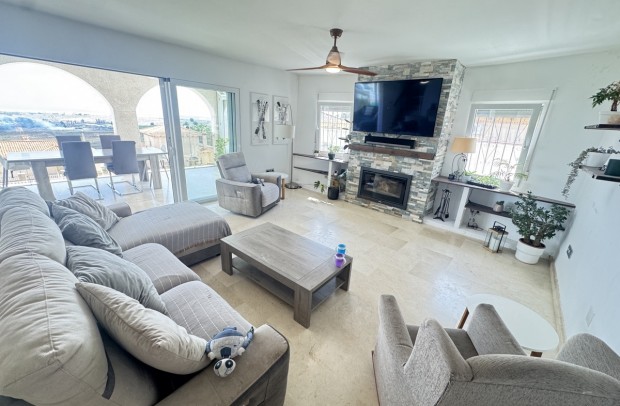 Resale - Villa Detached - San Miguel de Salinas