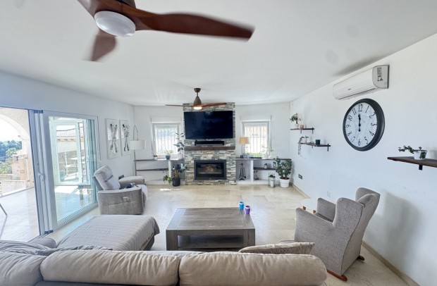 Resale - Villa Detached - San Miguel de Salinas