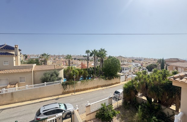 Reventa - Villa Detached - Villamartin - Villamartín