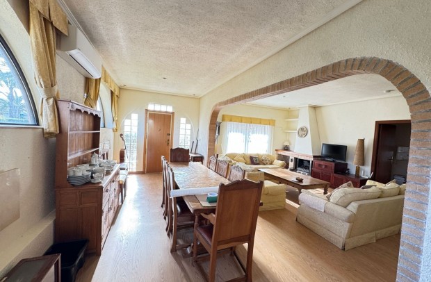 Reventa - Villa Detached - Cabo Roig