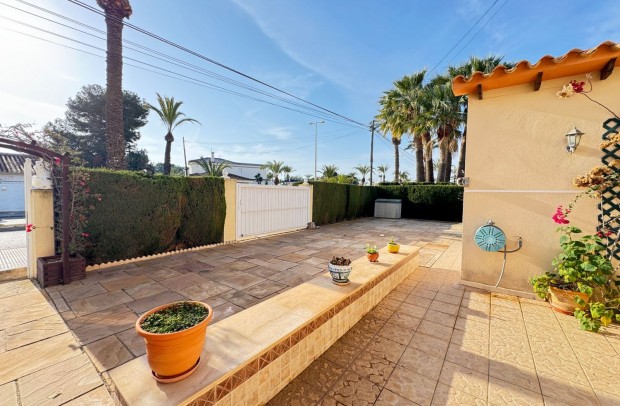 Reventa - Villa Detached - Cabo Roig