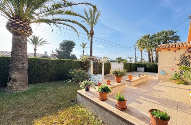 Reventa - Villa Detached - Cabo Roig