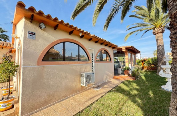 Reventa - Villa Detached - Cabo Roig