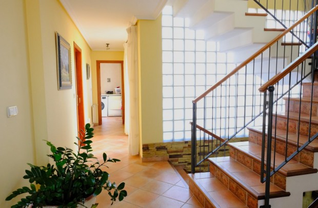 Resale - Country Property - Orihuela