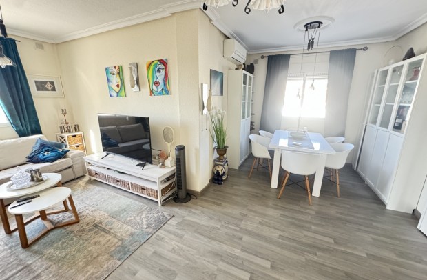 Reventa - Villa Detached - Ciudad Quesada