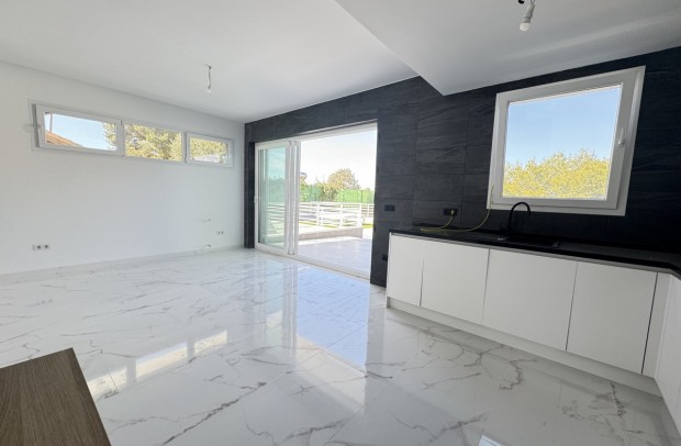 Resale - Villa Detached - Los Balcones