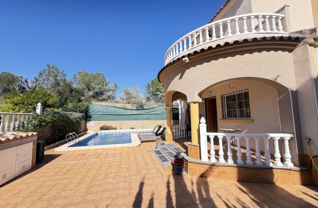 Reventa - Villa Detached - Villamartin - Villamartín