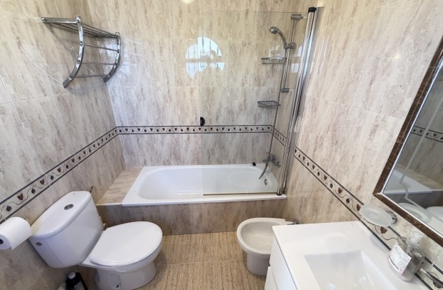 Reventa - Villa Detached - Villamartin - Villamartín