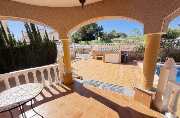 Reventa - Villa Detached - Villamartin - Villamartín