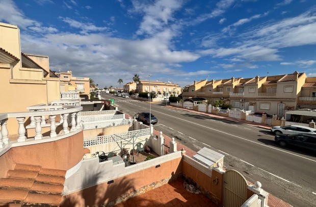 Resale - Townhouse - Ciudad Quesada - Doña pepa