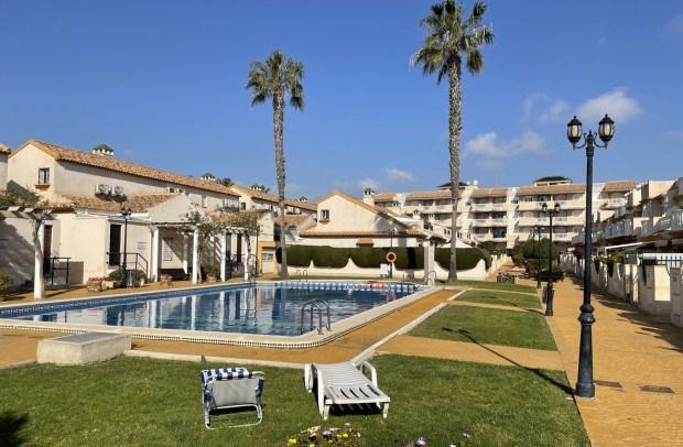 Resale - Bungalow - Cabo Roig