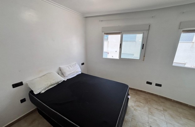 Resale - Townhouse - Guardamar del Segura - Urbanizaciones