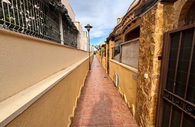 Resale - Townhouse - Guardamar del Segura - Urbanizaciones