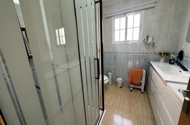 Resale - Townhouse - Bigastro