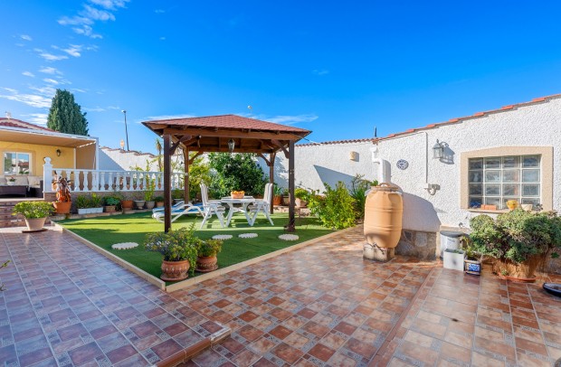 Reventa - Villa Detached - Ciudad Quesada