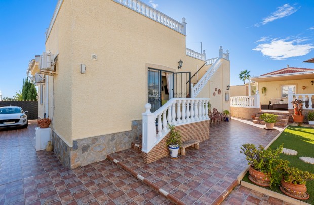 Reventa - Villa Detached - Ciudad Quesada