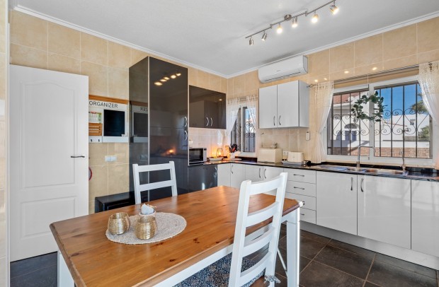 Reventa - Villa Detached - Ciudad Quesada