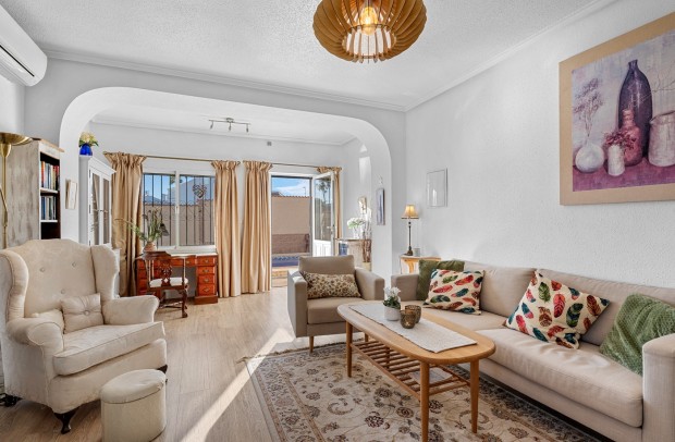 Reventa - Villa Detached - Ciudad Quesada