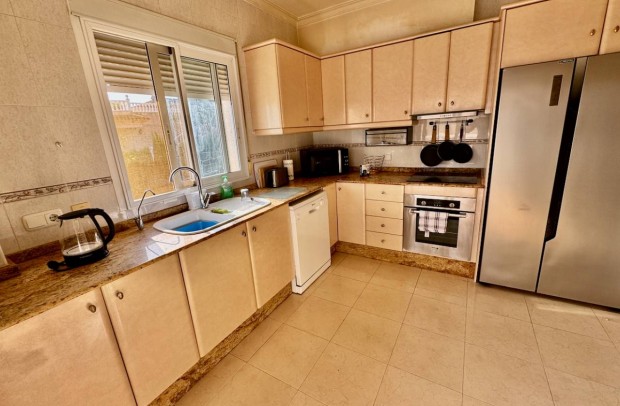 Reventa - Villa Detached - Benferri