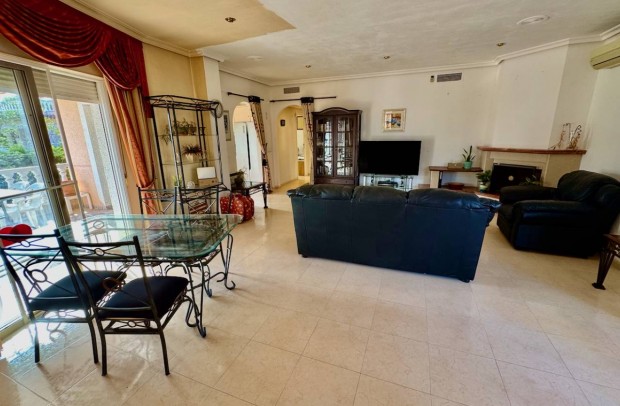 Reventa - Villa Detached - Benferri