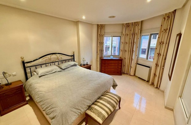 Reventa - Villa Detached - Benferri