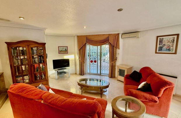 Reventa - Villa Detached - Benferri