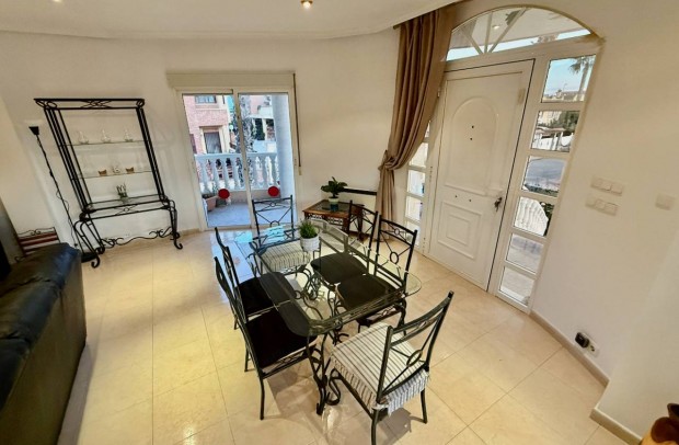 Reventa - Villa Detached - Benferri