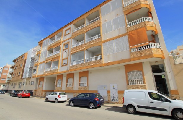 Resale - Apartment - Formentera del Segura