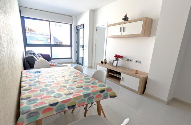 Resale - Apartment - Torrevieja - Calle Maestro Francisco Casanovas