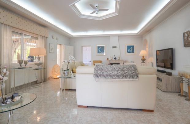 Resale - Villa Detached - Ciudad Quesada - Doña Pena