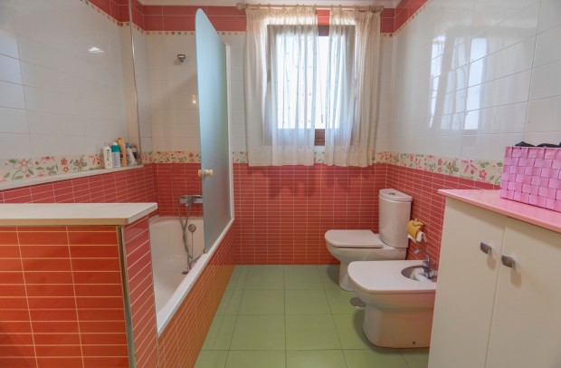 Reventa - Villa Detached - Alicante - Rafal