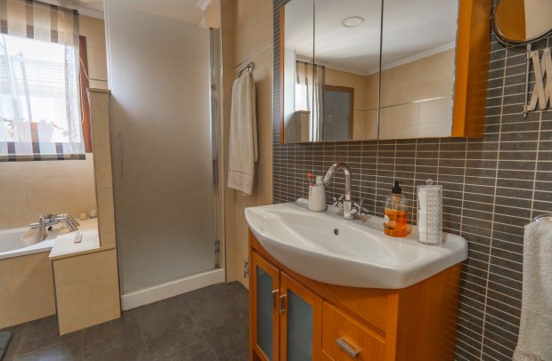 Reventa - Villa Detached - Alicante - Rafal