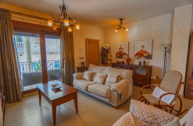 Reventa - Villa Detached - Alicante - Rafal