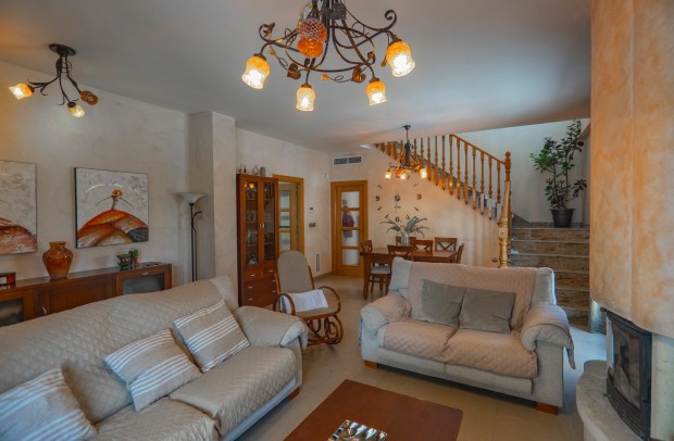 Reventa - Villa Detached - Alicante - Rafal