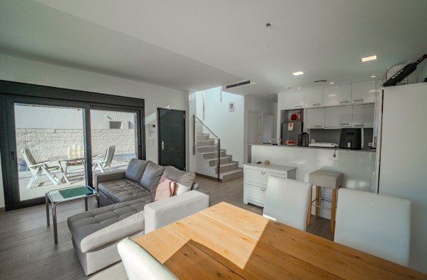 Reventa - Semi-Detached - Ciudad Quesada