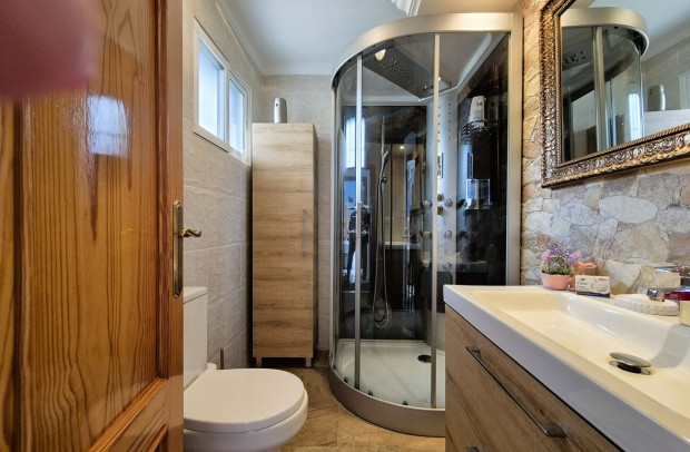 Resale - Villa Detached - Villamartin - Villamartín