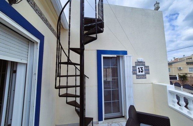 Resale - Villa Detached - Villamartin - Villamartín