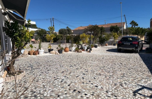 Reventa - Villa Detached - Ciudad Quesada