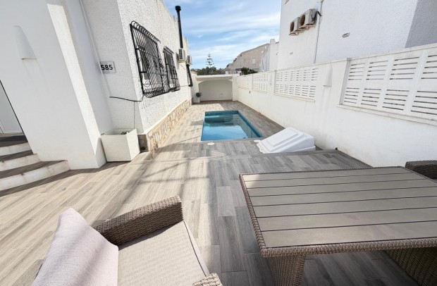 Reventa - Villa Detached - Blue Lagoon