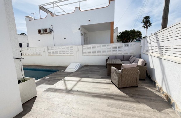 Reventa - Villa Detached - Blue Lagoon