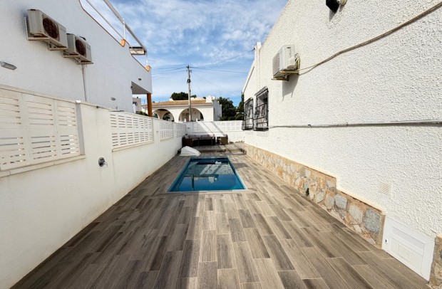 Reventa - Villa Detached - Blue Lagoon