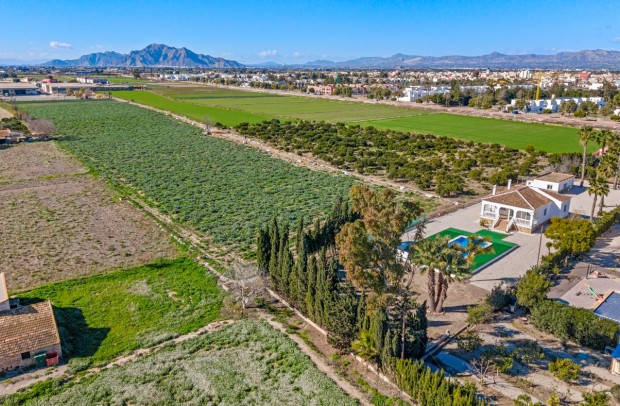 Revente - Country Property - Dolores