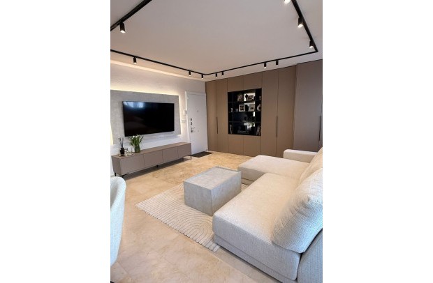 Resale - Apartment - Las Ramblas