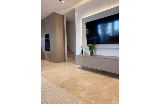 Resale - Apartment - Las Ramblas